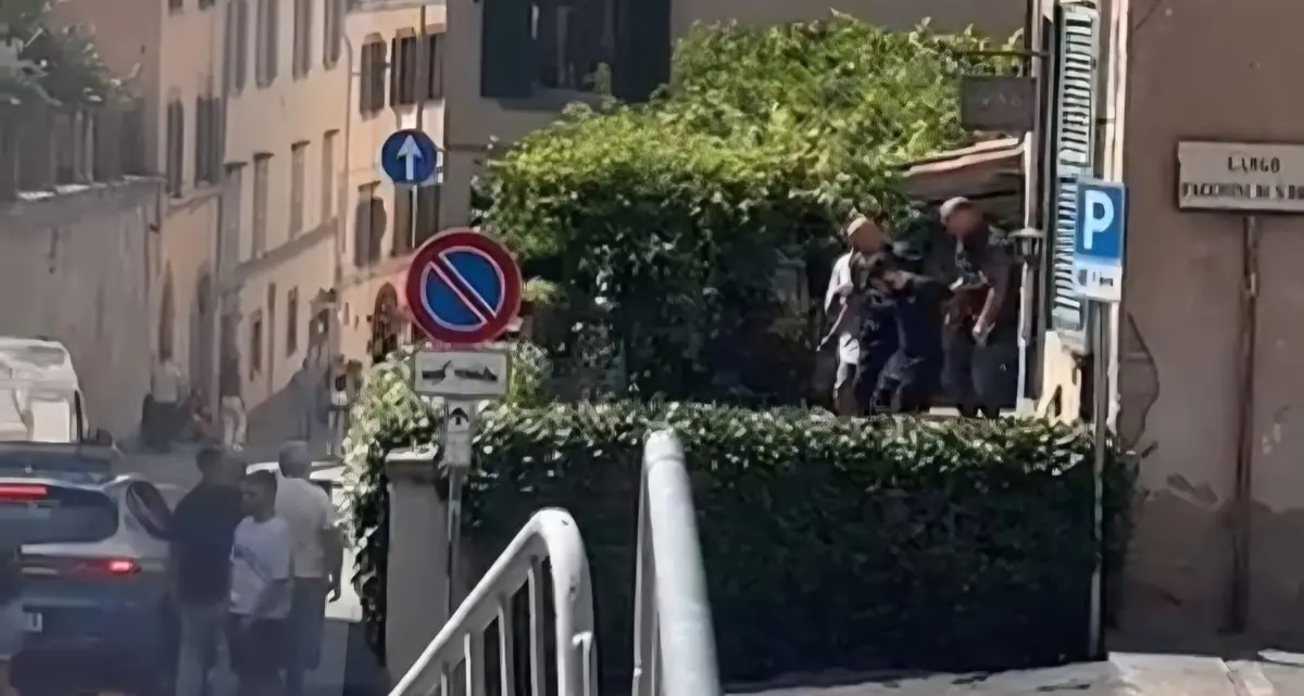 Turchi arrestati, si cercano possibili fiancheggiatori