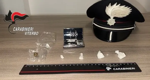 Ha un incidente con l’auto e risulta positivo alla droga