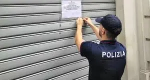 Schiamazzi, liti e un arresto per droga, chiuso un bar in provincia