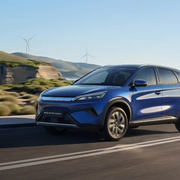 Auto, BYD presenta la nuova ATTO 3 EVO: Suv sportivo ancora più evoluto