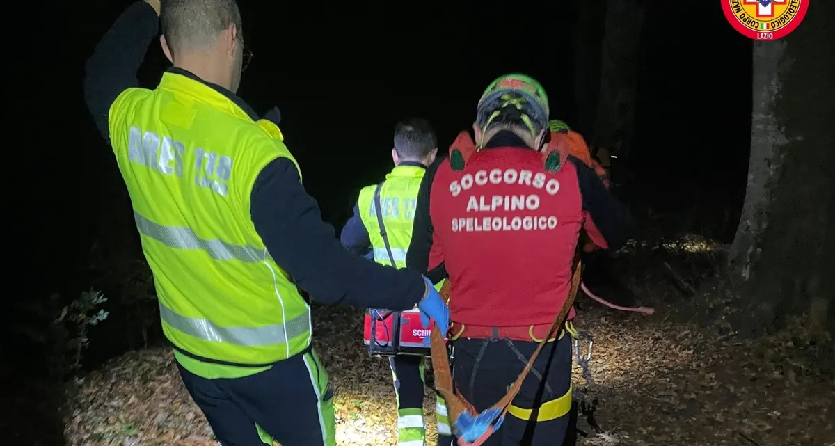 Escursionista s’infortuna sui Monti Cimini, soccorsa dal Cnas Lazio