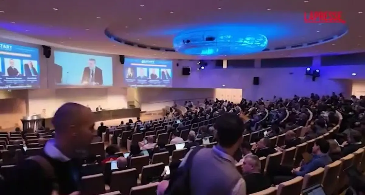 Telecomunicazioni, Open Fiber presenta sei progetti al Restart di Roma