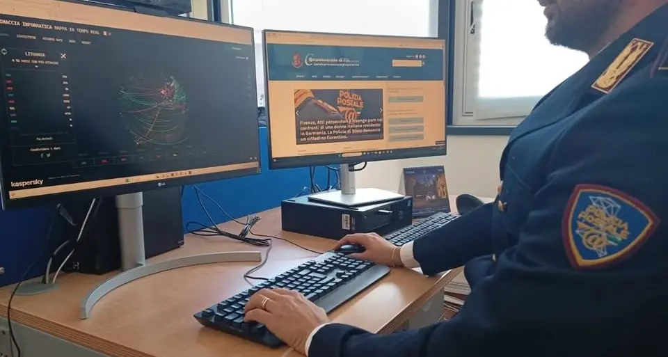 Adesca bambine in chat, arrestato un 44enne viterbese