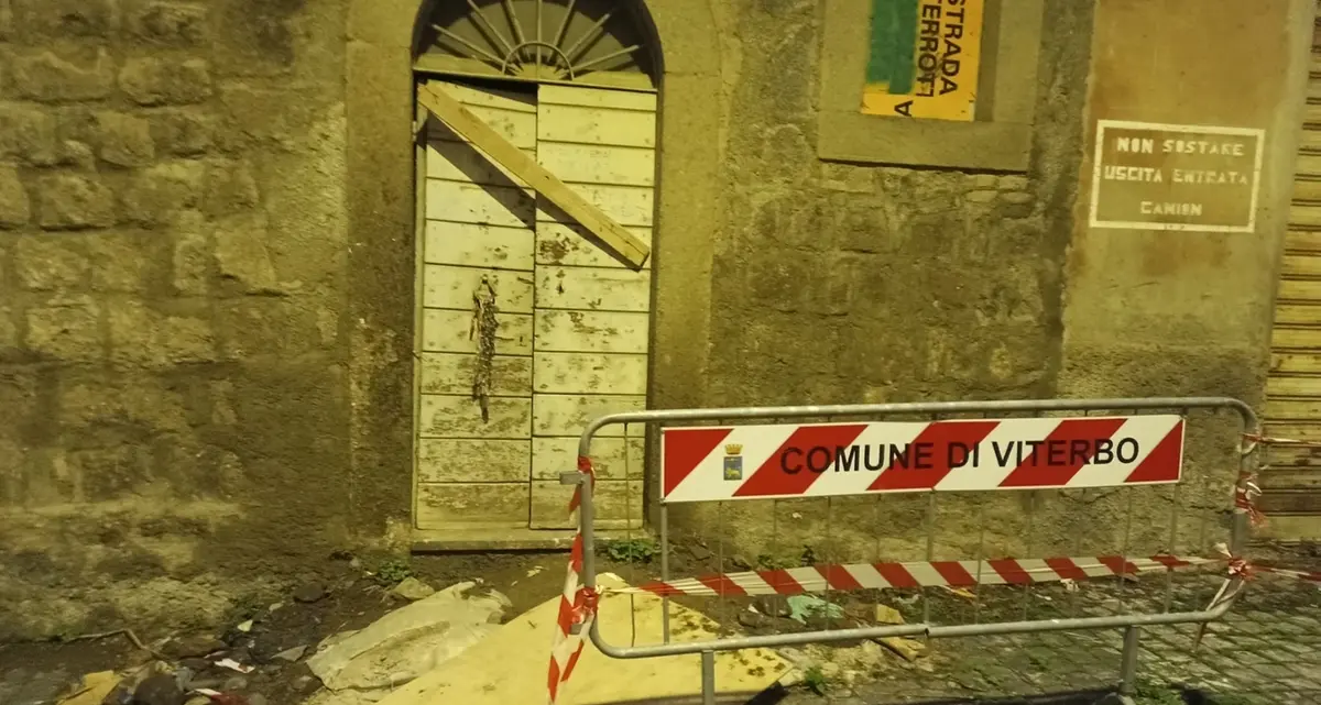 Viterbo: palazzo via S. Agostino, la svolta dopo 40 anni d’incuria