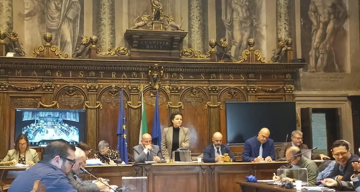 «Viterbo: ora di sosta gratis al Sacrario, serve monitorare le targhe»