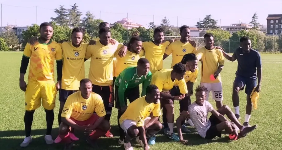 Viterbo: una partita di calcio contro lo sfruttamento dei braccianti