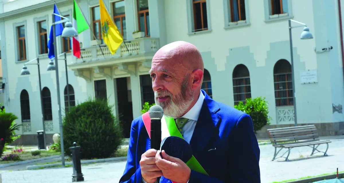 Dirigente nel mirino: un caso tutto da chiarire