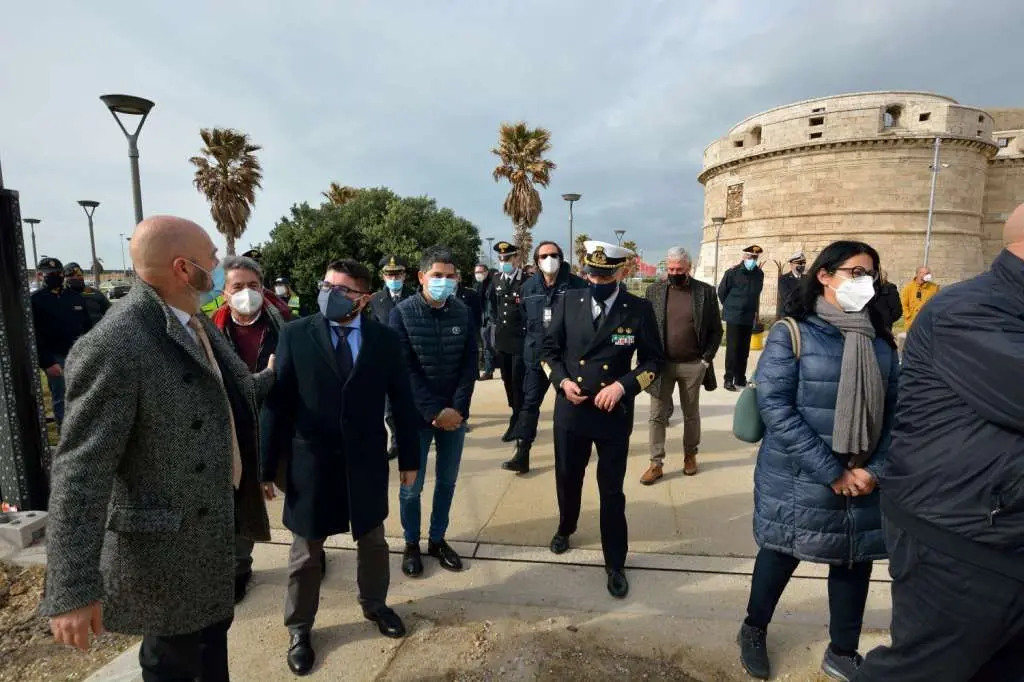 Via le barriere, porto e città si uniscono