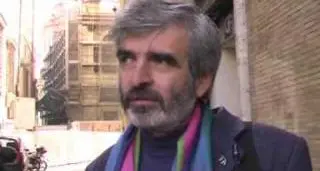 Una targa ed un albero in ricordo di Aldo Piersanti