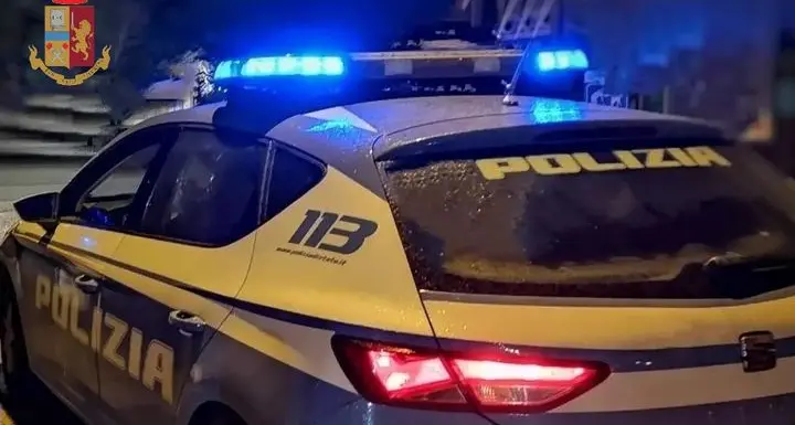 Viterbo, ubriaco aggredisce poliziotta che finisce in ospedale