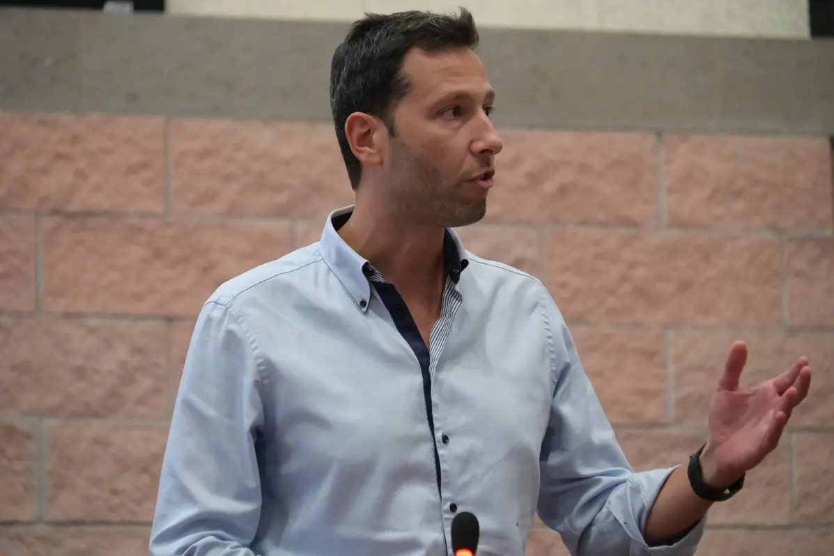 <p>Alessandro D'Amico</p>\\n