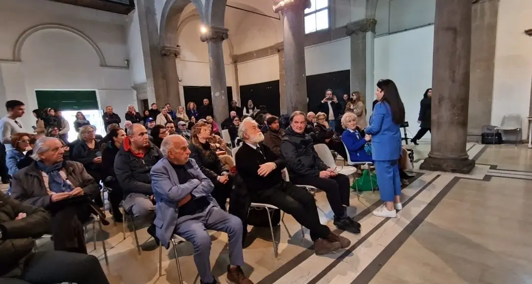 «Decoro, parcheggi e baby gang»