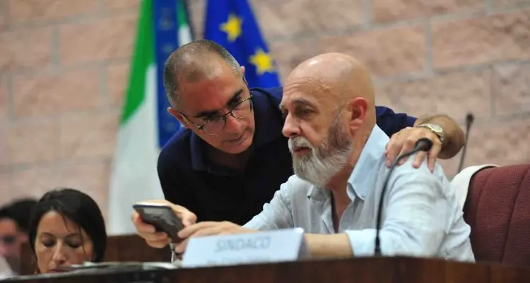 Il valzer continua, ma al centro resta sempre la Lista Mecozzi