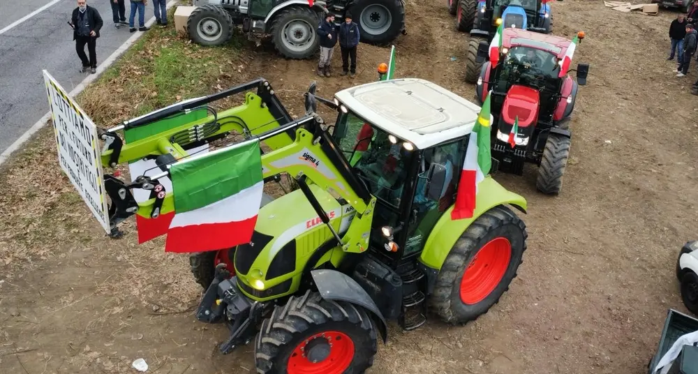 Protesta trattori: «Continuano a prenderci in giro»