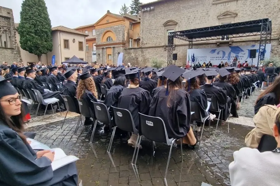 Viterbo, cerimonia di consegna dei diplomi di\u00A0laurea