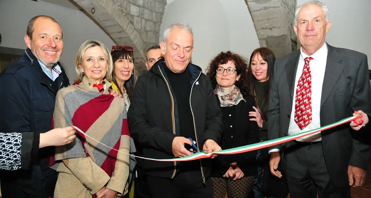 Viterbo: inaugurata “Forme e colori nella terra di Tuscia”