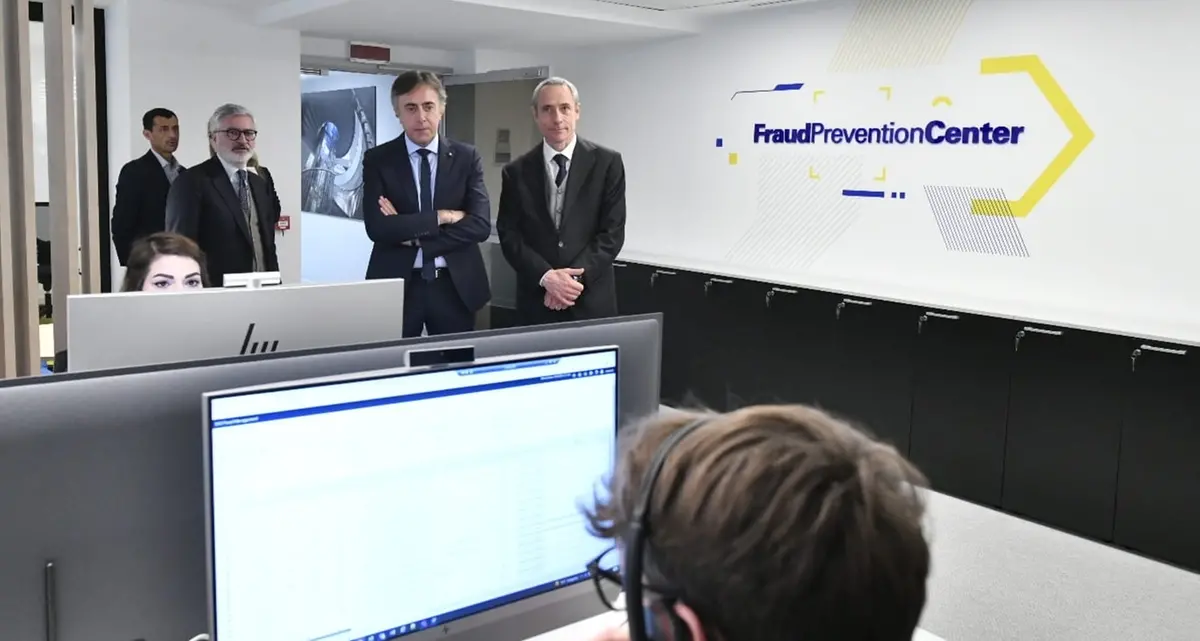 Direttrice delle Poste sventa una truffa ai danni dei clienti