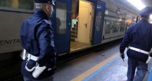 Ricercato, bloccato mentre fa colazione alla stazione di Orte
