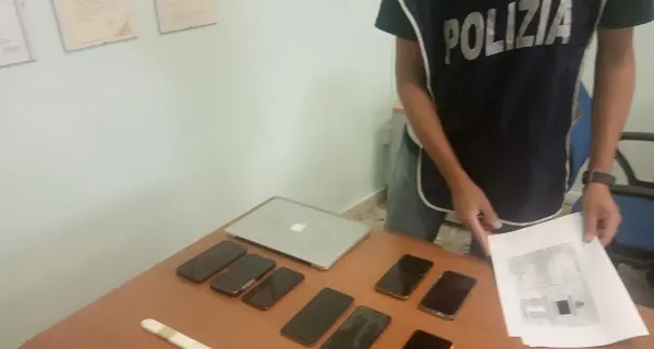 Ricettazione d’auto: smantellata una banda