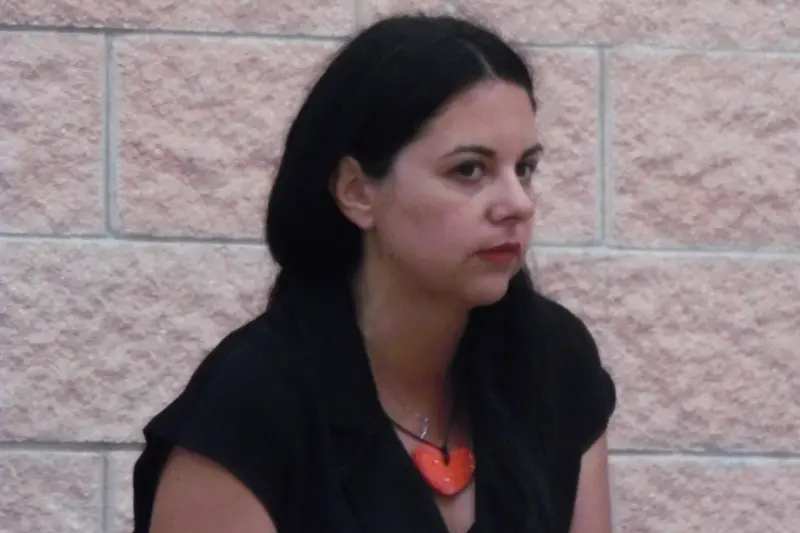 <p>Emanuela Mari</p>\\n