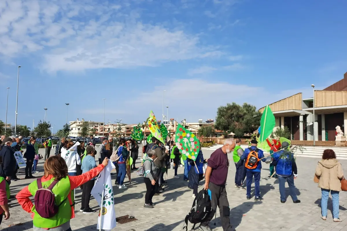Ladispoli, successo per la Marcia degli Alberi