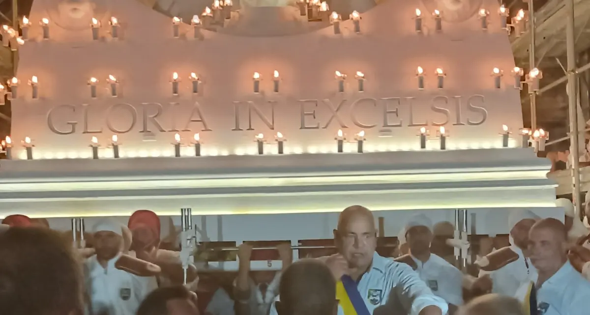 Santa Rosa: partito il trasporto della Macchina