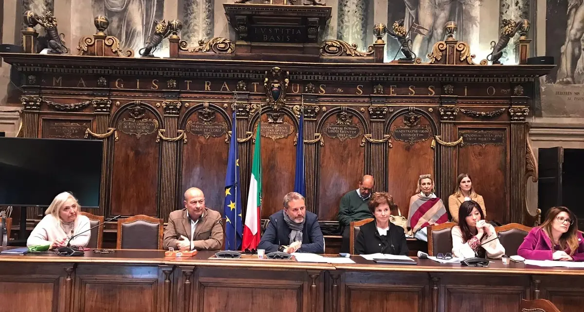 Viterbo: Regolamento dehors, c’è ok delle associazioni