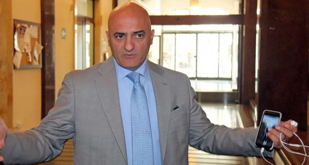 «Rinviare il taglio della dirigenza scolastica di Grotte di Castro»