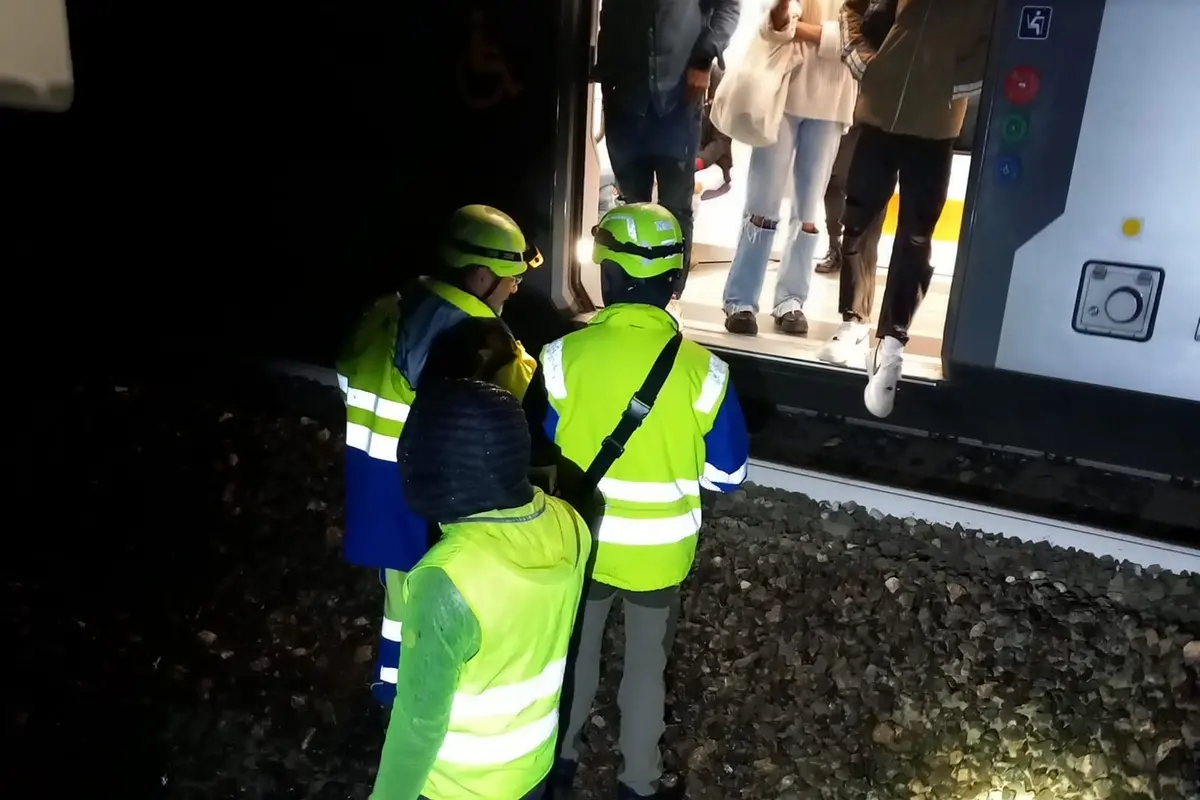 Donna travolta dal treno