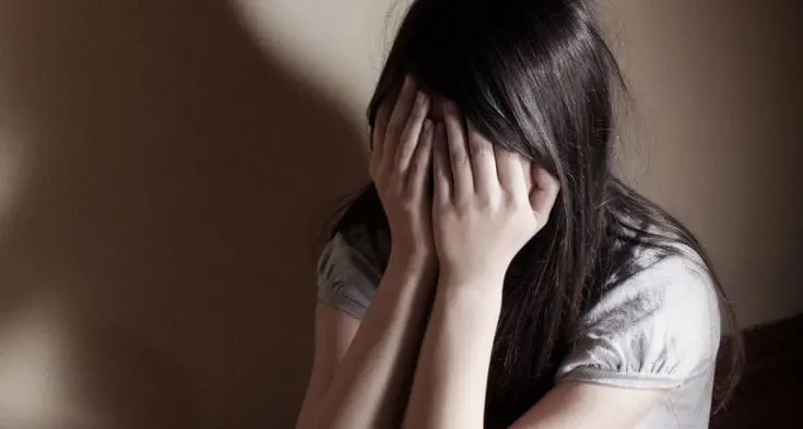 Violenza sessuale su una 15enne: giudizio immediato per due operai