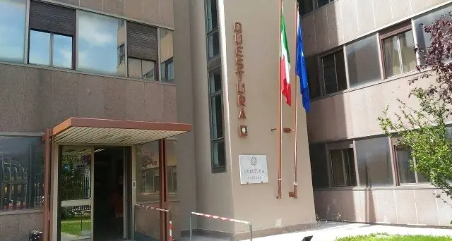 Viterbo: va in questura per il permesso di soggiorno e viene arrestato