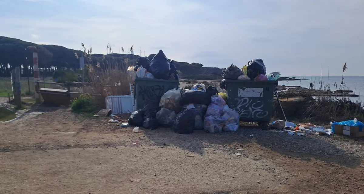 Frasca, tra rifiuti e degrado