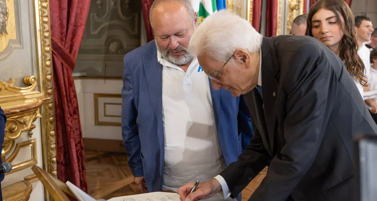 Mattarella firma “La Promessa” di Juppiter
