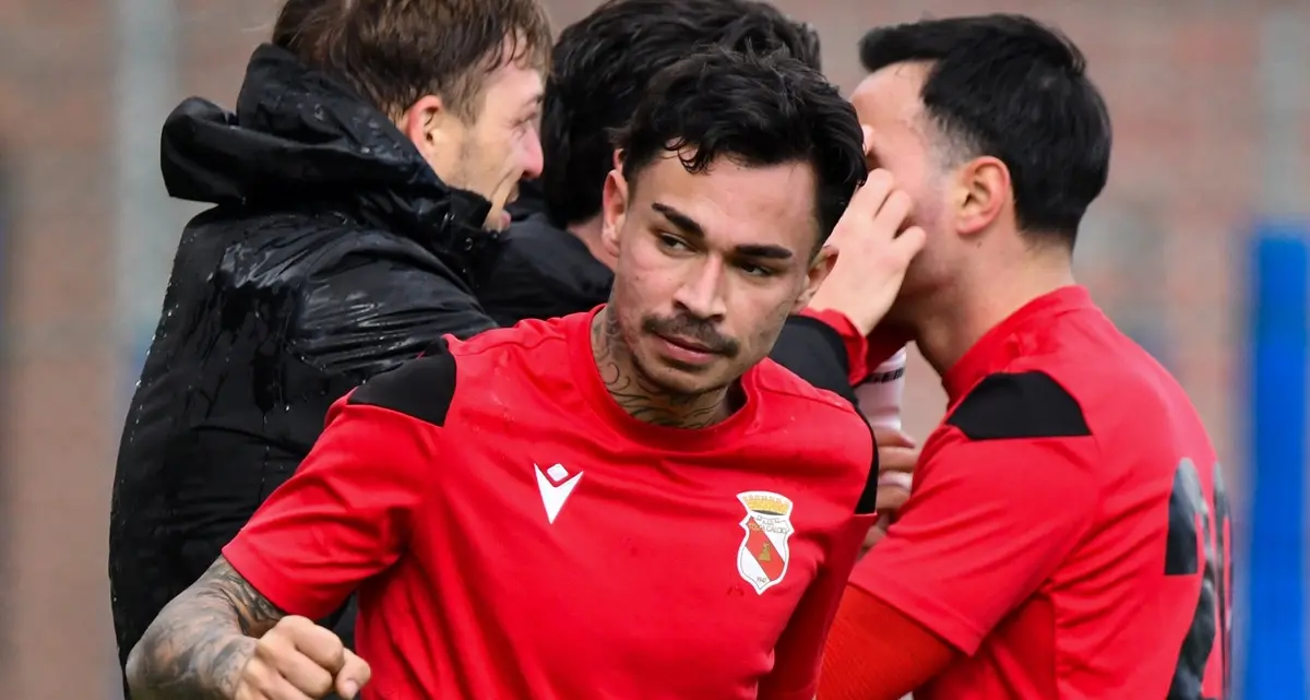 Tolfa a Fiumicino per prendere finalmente il volo