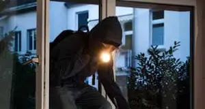 Colpo in villa a San Martino al Cimino