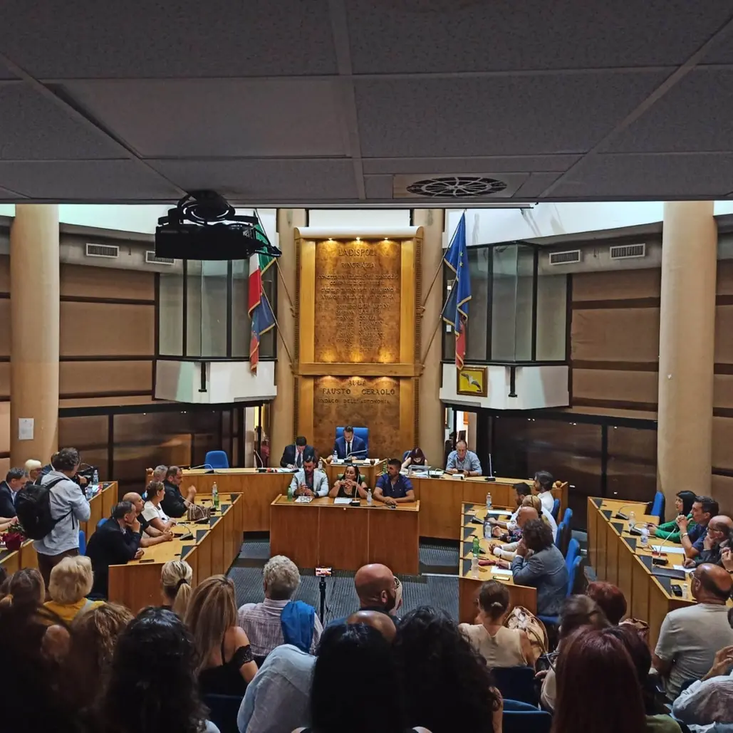 «Maggioranza senza numeri», l’opposizione esce allo scoperto