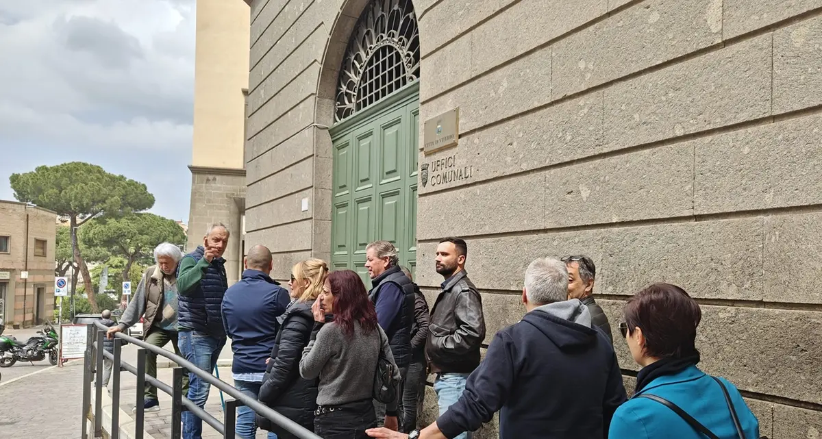 Focus dei commercianti su parcheggi, comunicazione e sicurezza