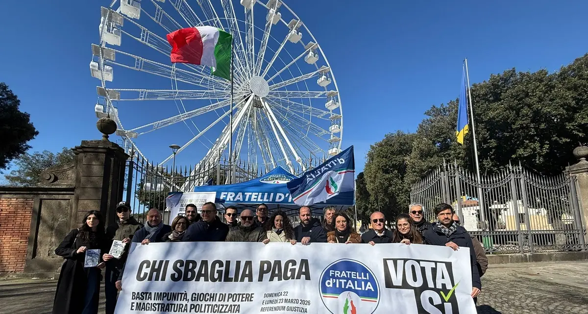 Sì al referendum sulla giustizia, grande affluenza al gazebo di Fratelli d’Italia