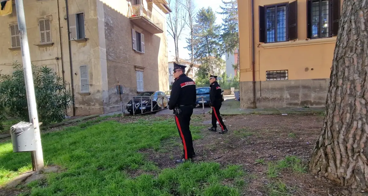 Viterbo, 17enne: “Accerchiato e pestato da tre giovani incappucciati”