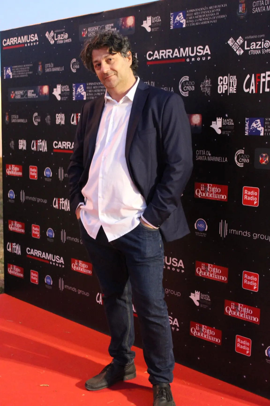 Vendita dei libri durante la presentazione? Sì grazie