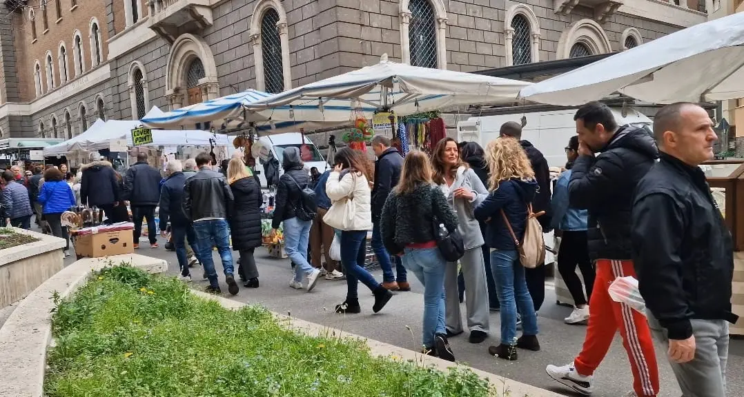 Fiera dell’Annunziata, abbigliamento e porchetta protagonisti assoluti
