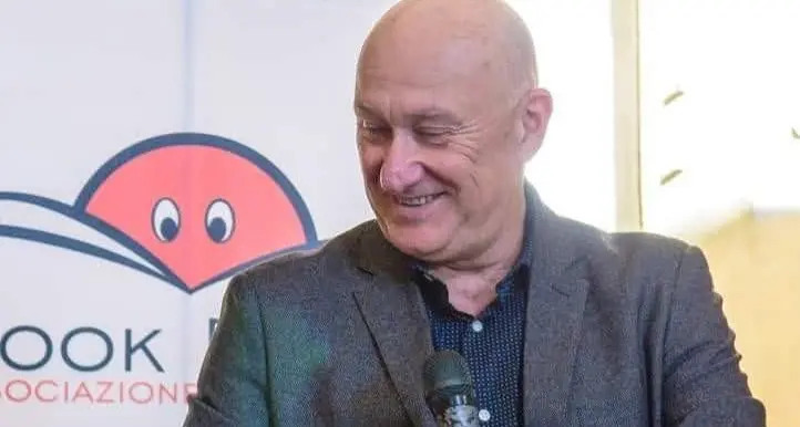 Book faces, incontro d’autore con marco Salomone