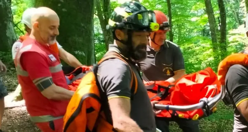 Escursionista si infortuna nella faggeta del Monte Cimino